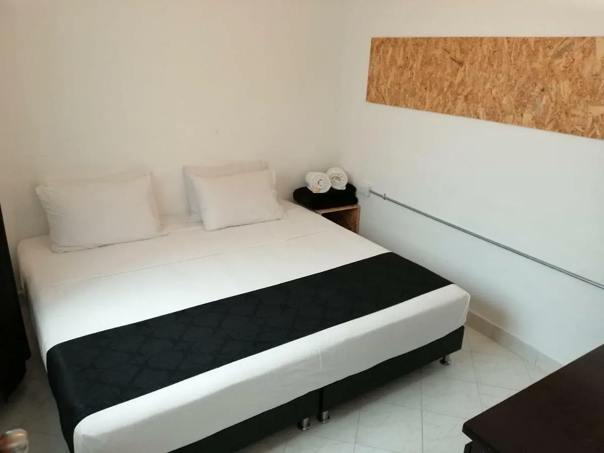 The Woods Hostel Medellin 0*,  Colombia